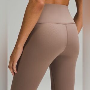 Lululemon Wunder Train High-Rise Ribbed Tight 28"